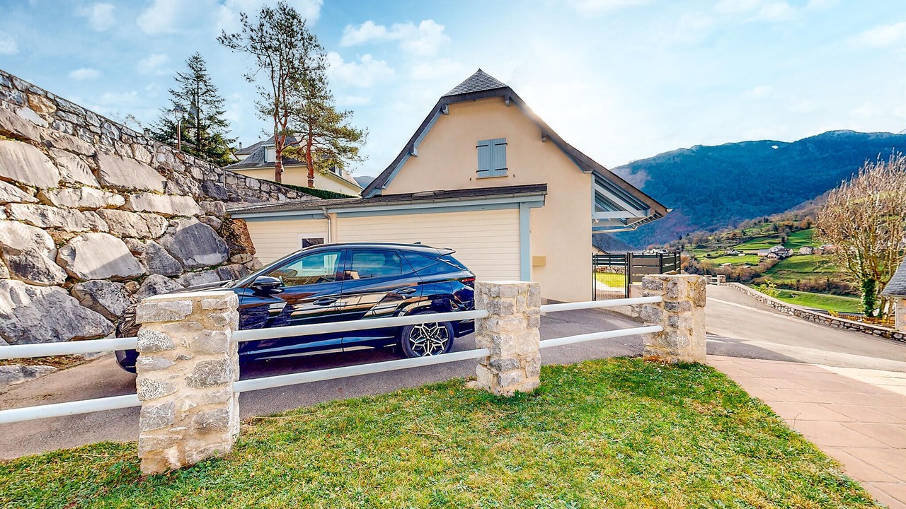 Photo of Others in Louvie-Soubiron