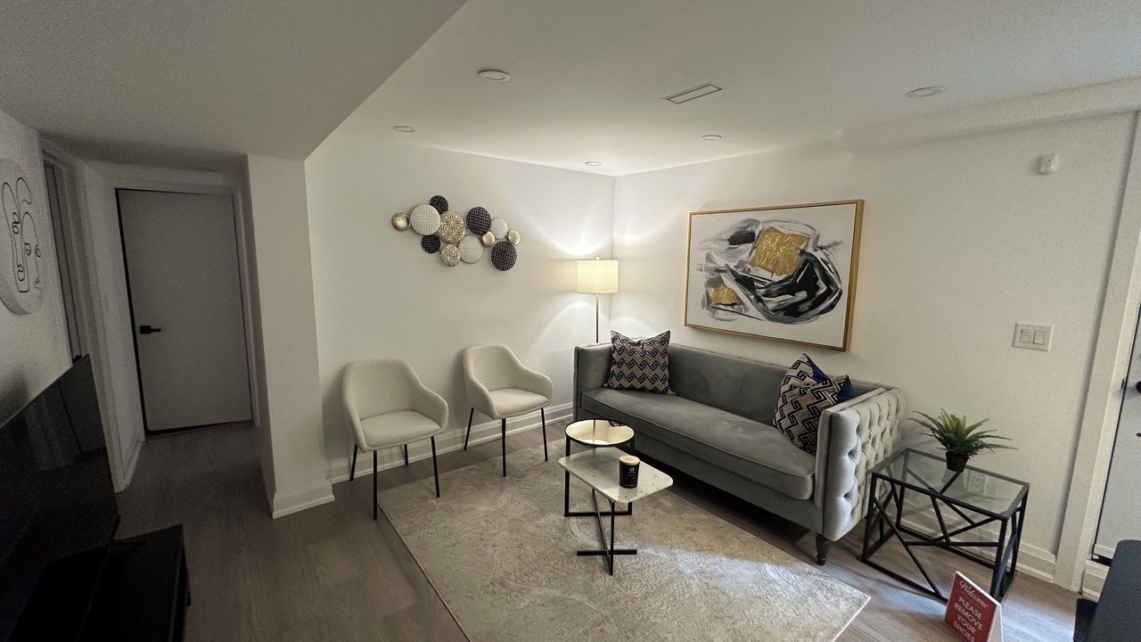 Photo of Livingroom in Richmond Hill