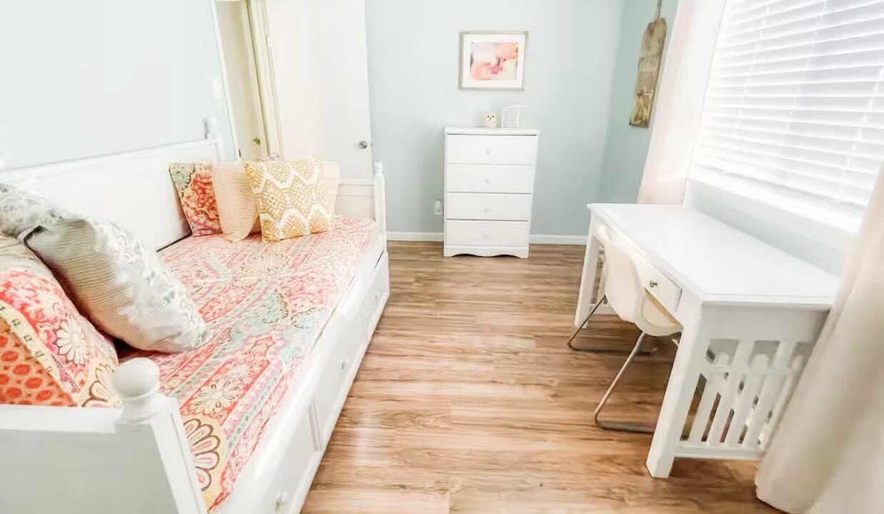 Photo of Bedroom in Woodstone