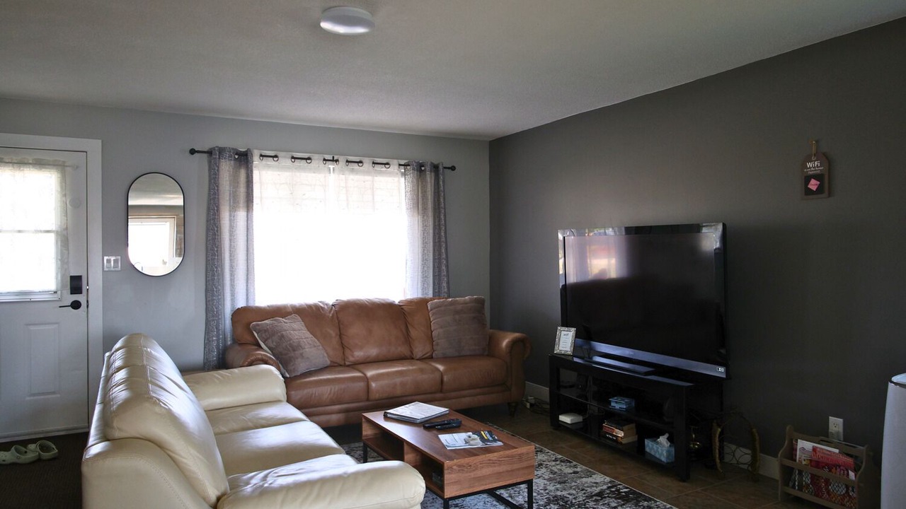 Photo of Livingroom in Cochrane