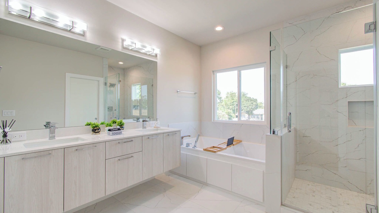 Photo of Bathroom in Northside