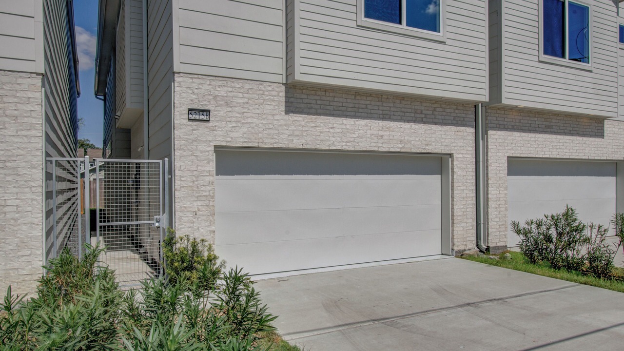 Photo of Outdoor in Northside