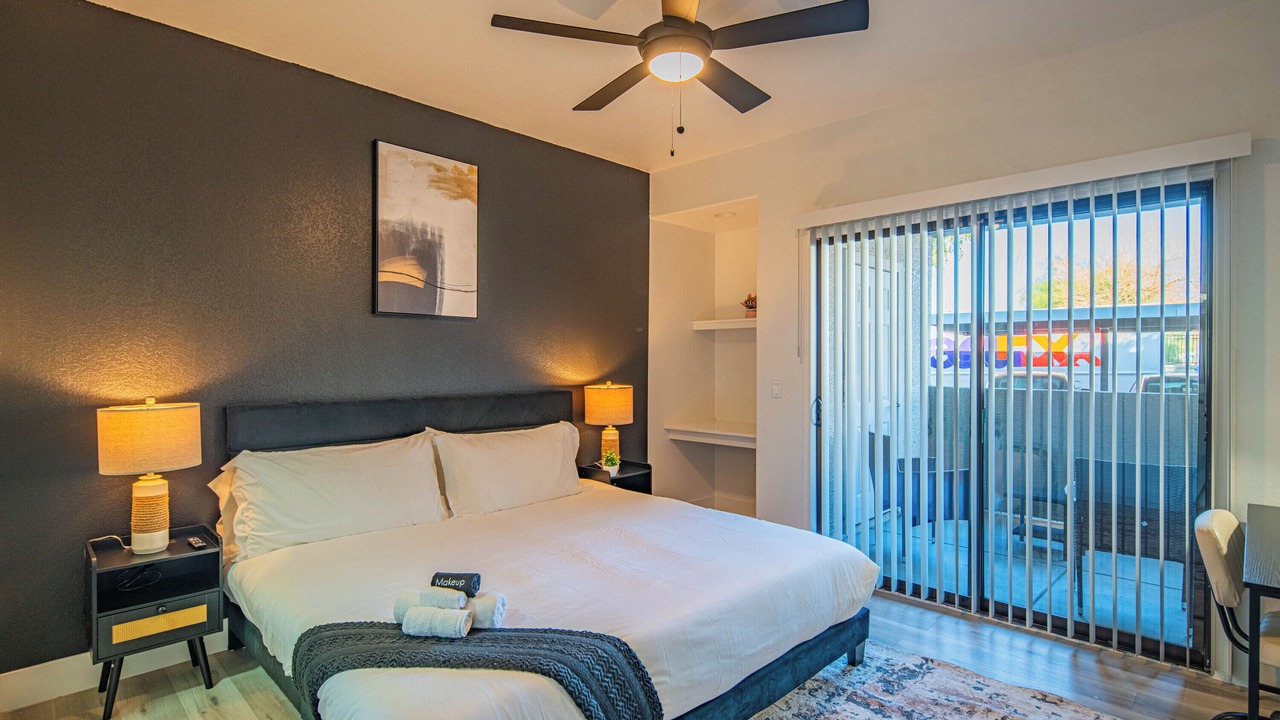 Photo of Bedroom in Glendale Sports and Entertainment District