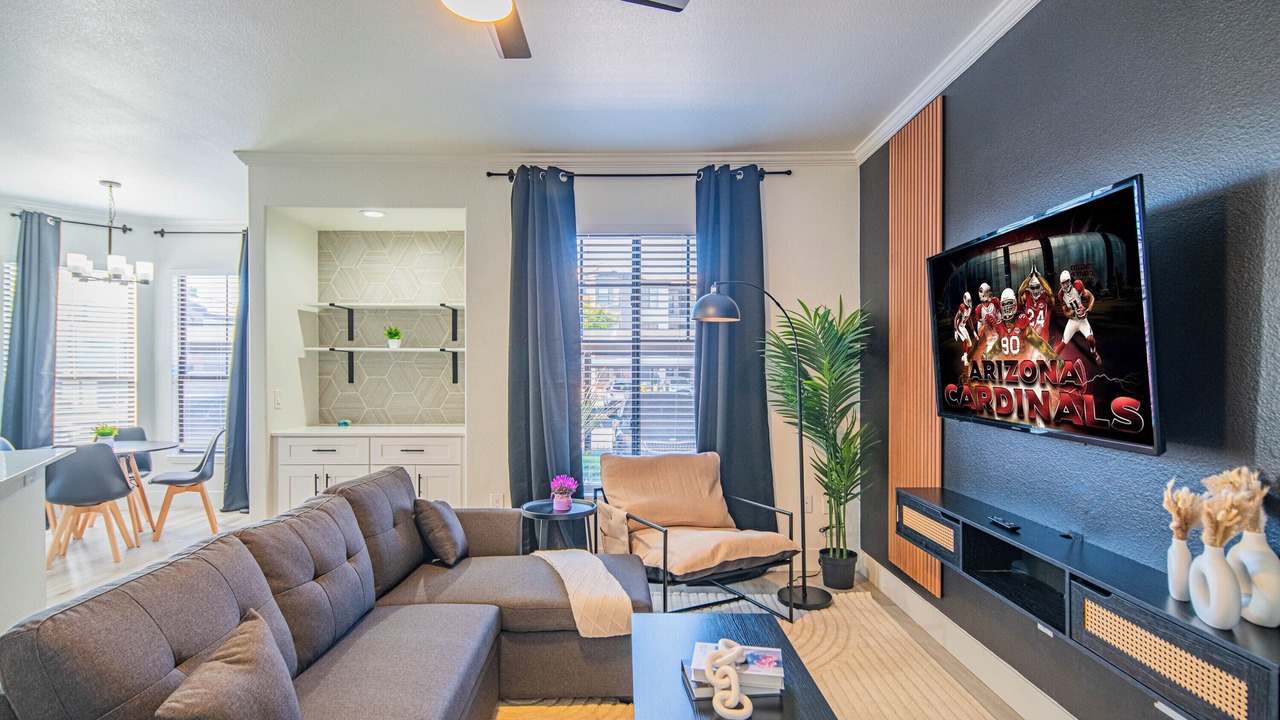 Photo of Livingroom in Glendale Sports and Entertainment District