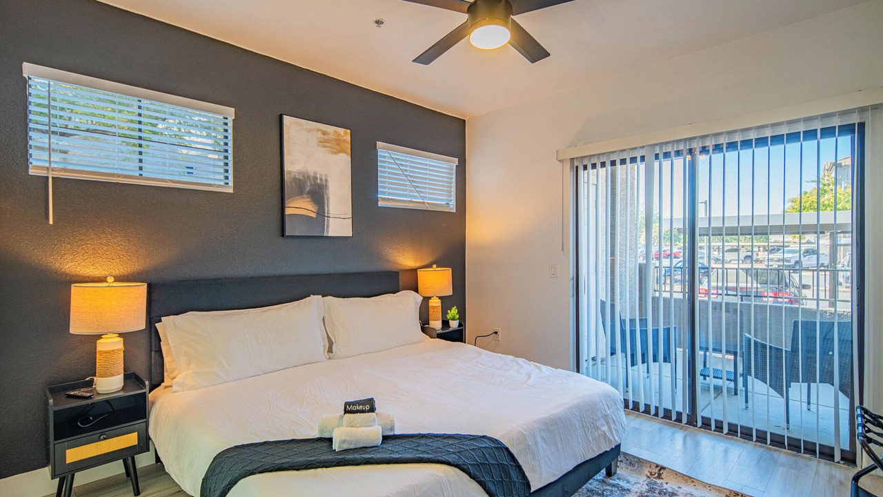 Photo of Bedroom in Glendale Sports and Entertainment District