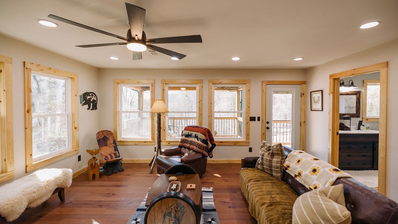 Photo of Livingroom in Mount Vernon