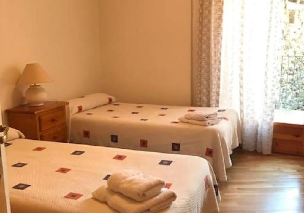 Photo of Bedroom in Vilallonga de Ter