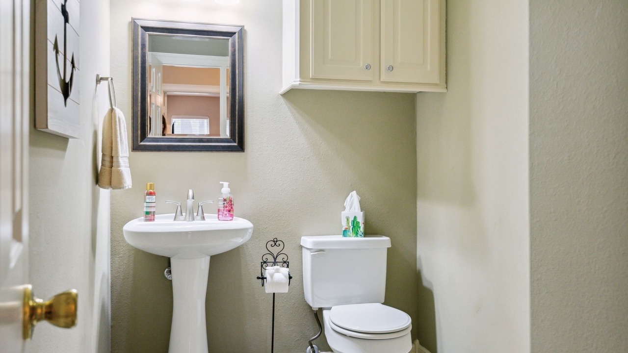 Photo of Bathroom in Cape Royale