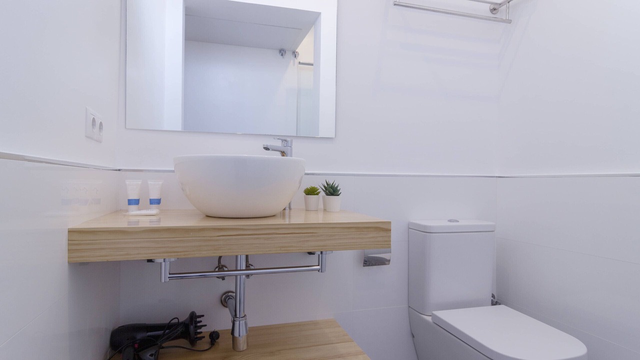Photo of Bathroom in Collblanc y La Torrassa