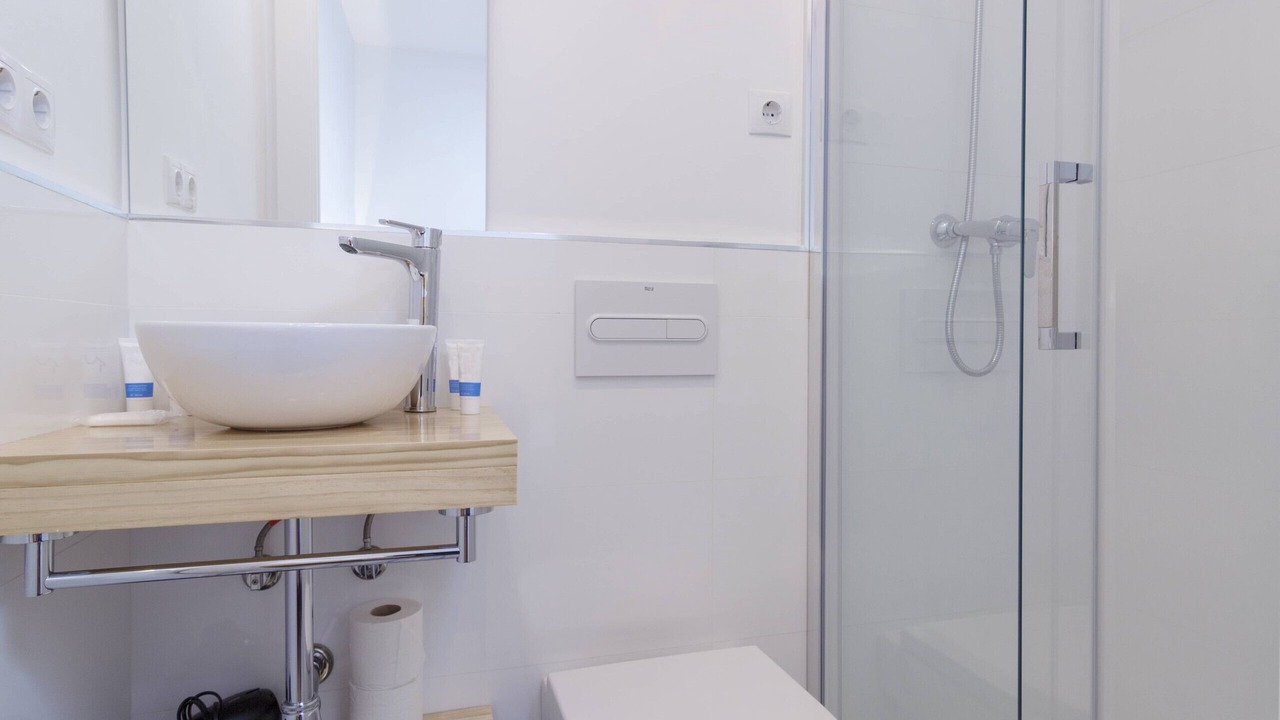 Photo of Bathroom in Collblanc y La Torrassa