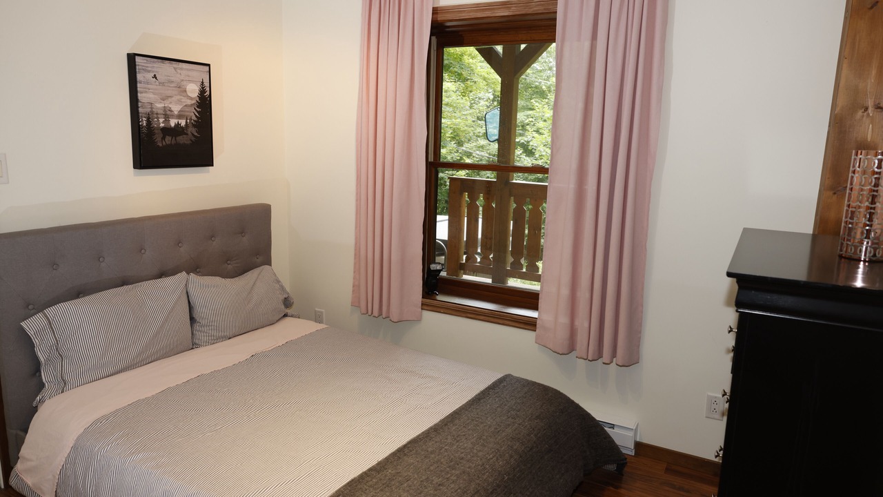 Photo of Bedroom in Sainte-Agathe-des-Monts