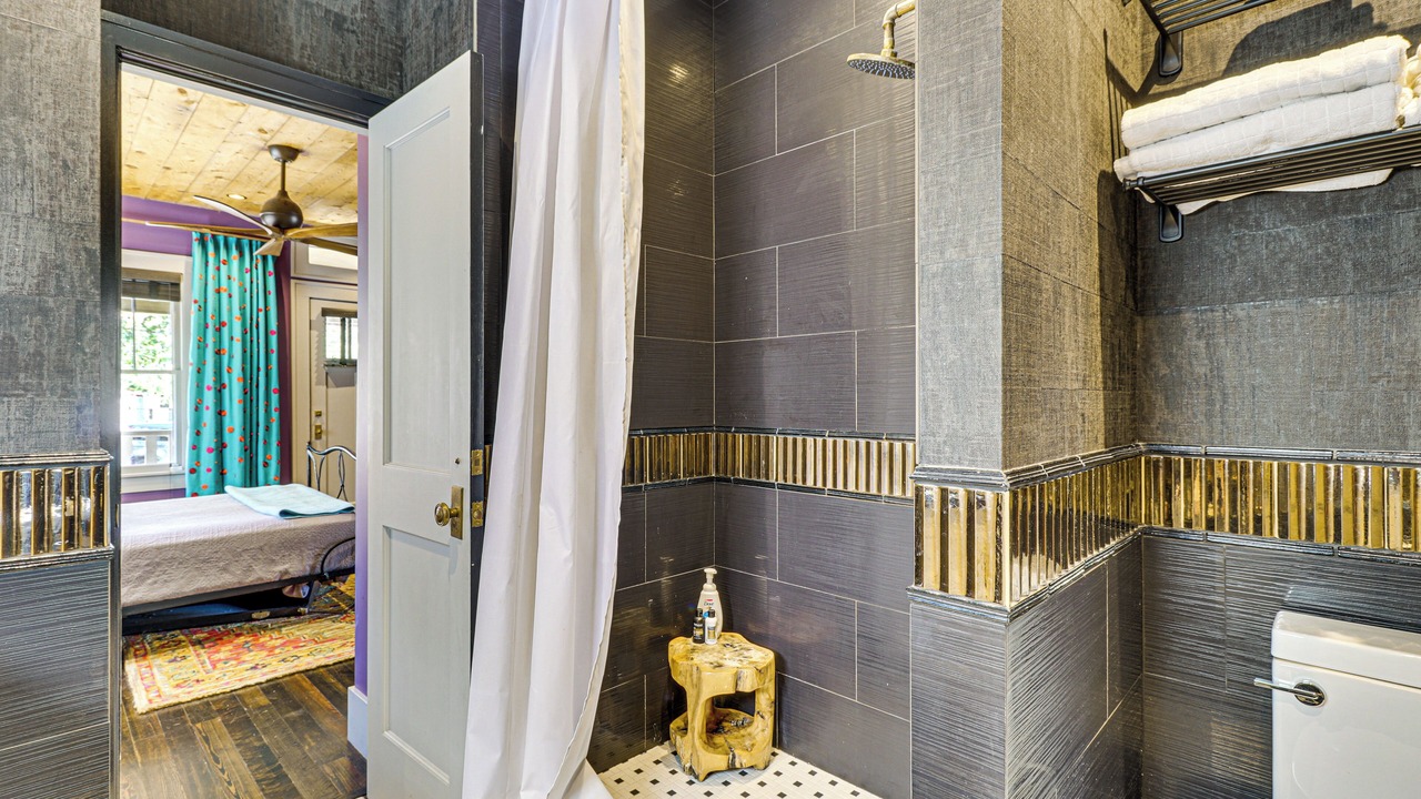 Photo of Bathroom in Bouldin