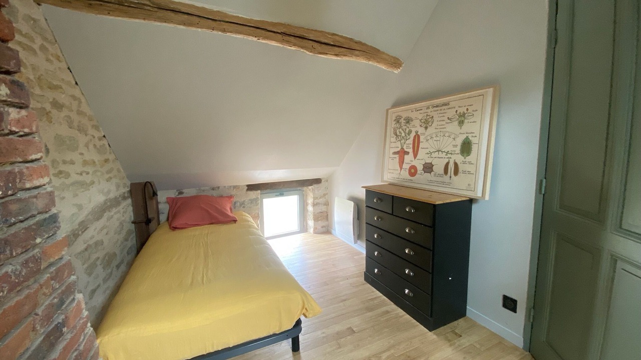 Photo of Bedroom in Molinot