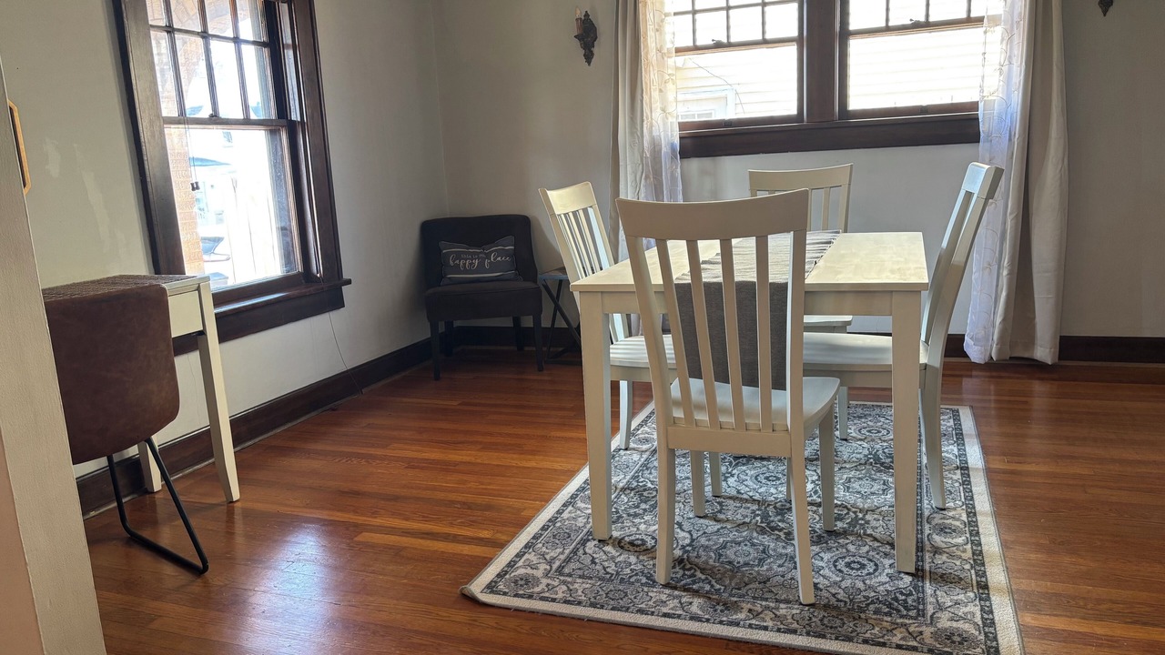 Photo of Livingroom in Bedford