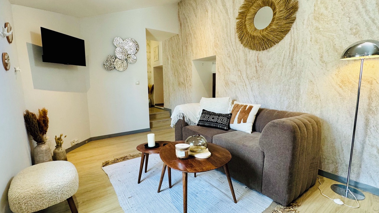 Photo of Livingroom in Moliere - Edgard Quinet