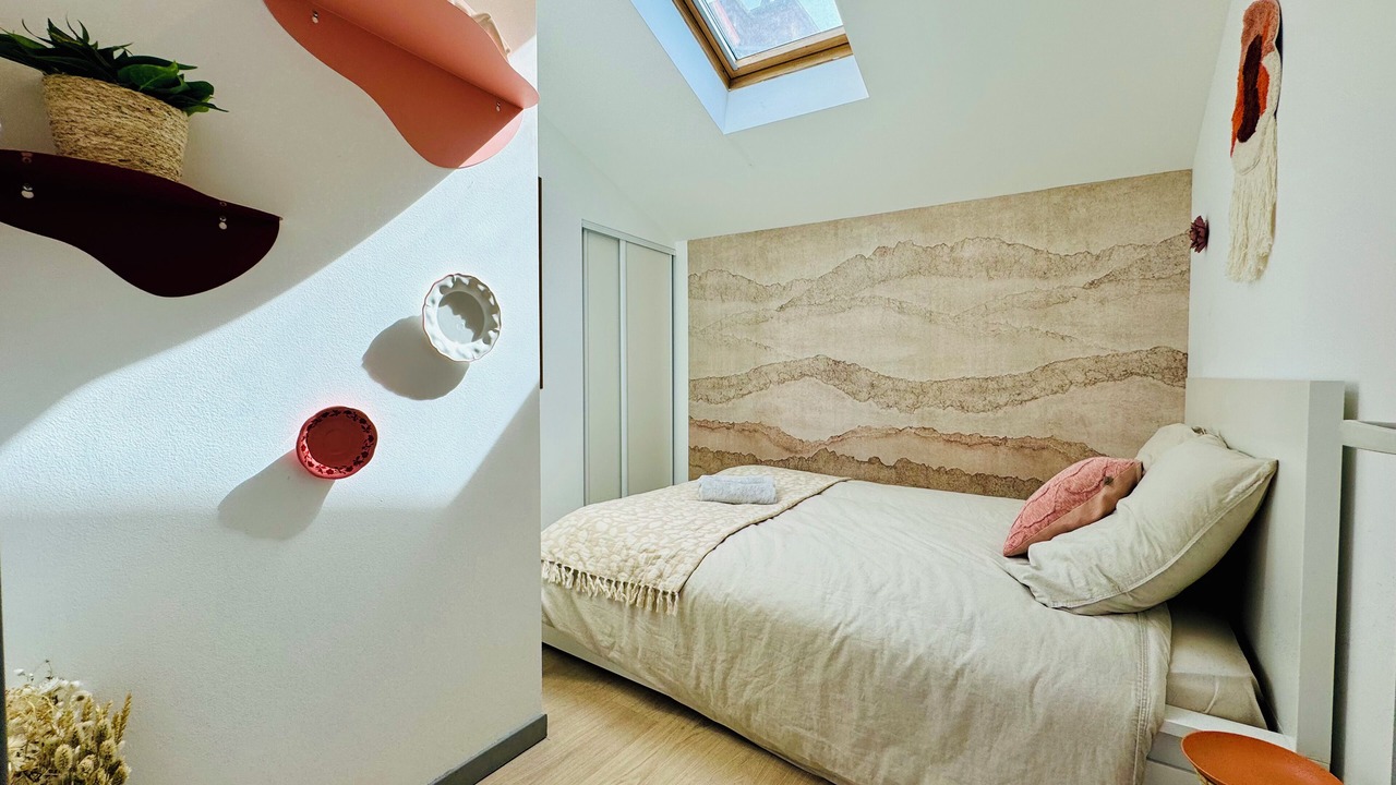 Photo of Bedroom in Moliere - Edgard Quinet