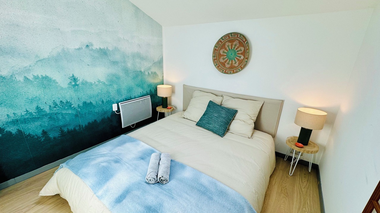 Photo of Bedroom in Moliere - Edgard Quinet