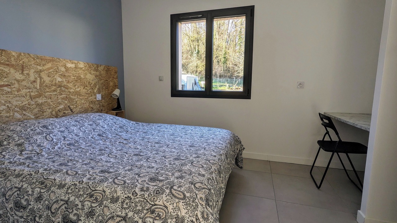Photo of Bedroom in Villieu-Loyes-Mollon