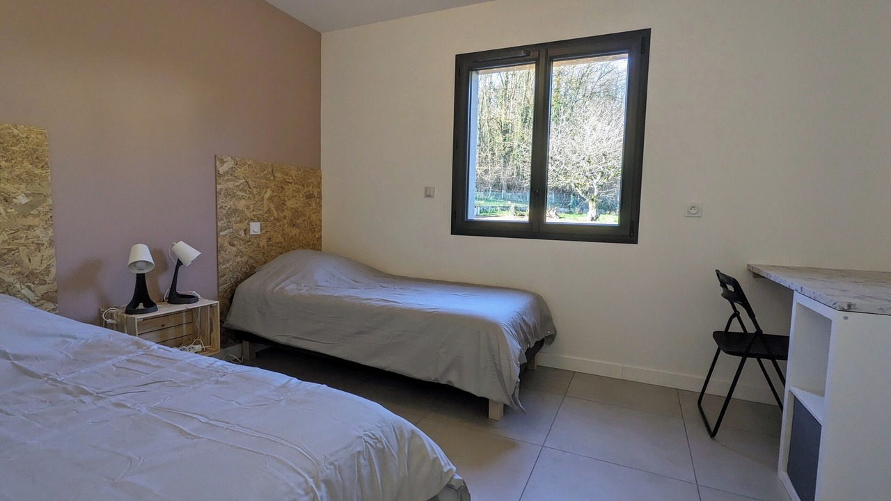 Photo of Bedroom in Villieu-Loyes-Mollon