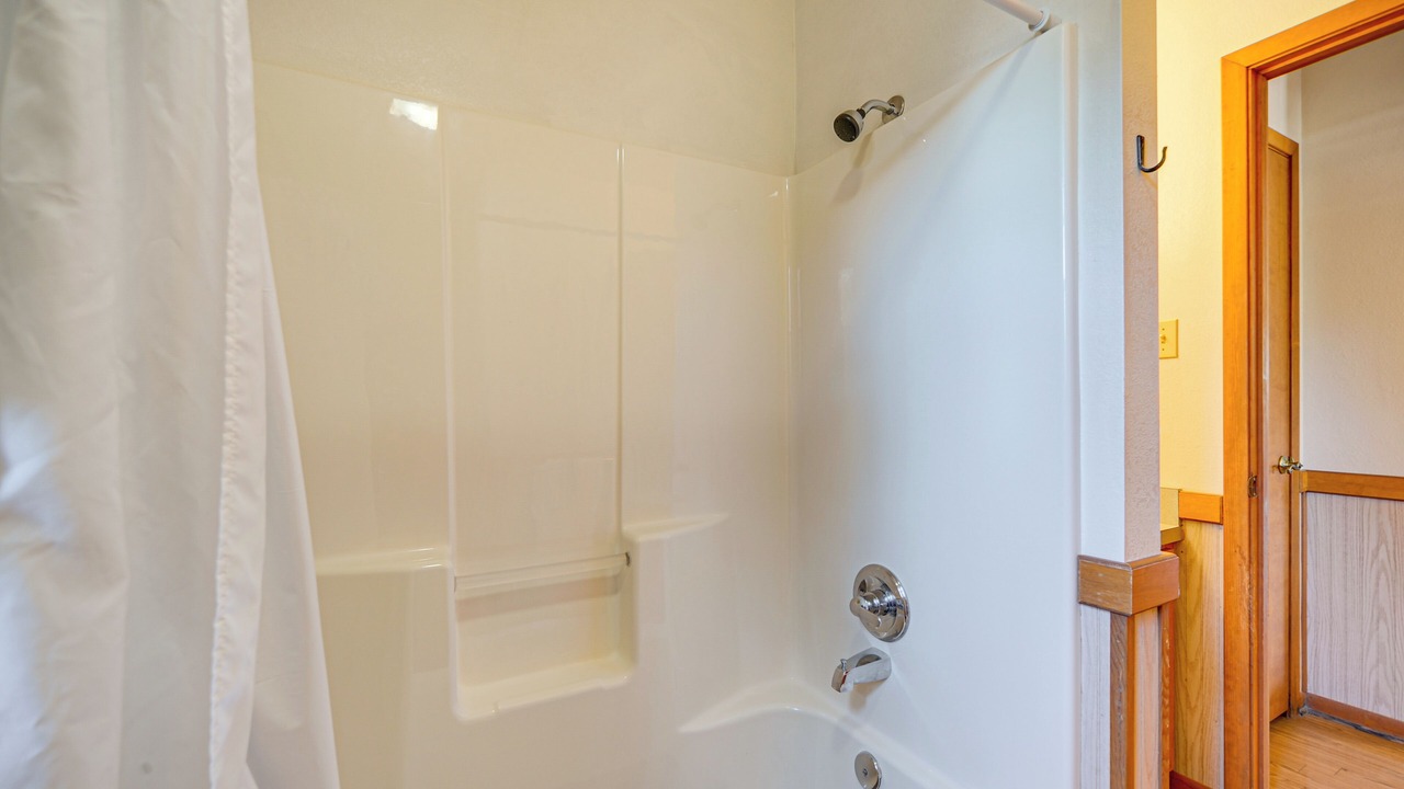 Photo of Bathroom in Harper