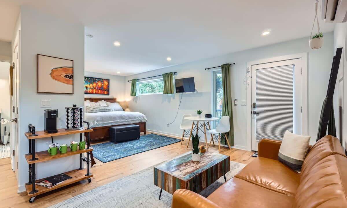Photo of Bedroom in Holly