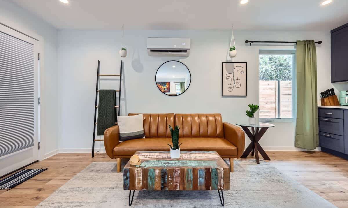 Photo of Bedroom in Holly