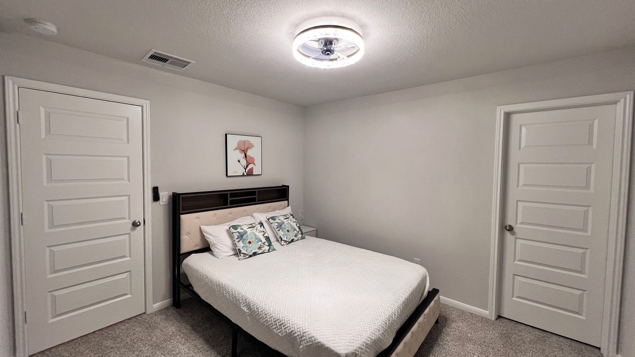 Photo of Bedroom in Sterling Ridge