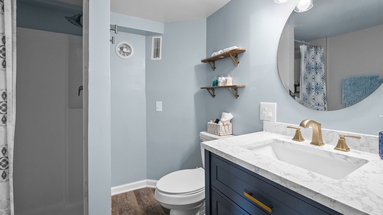 Photo of Bathroom in Topsail Beach