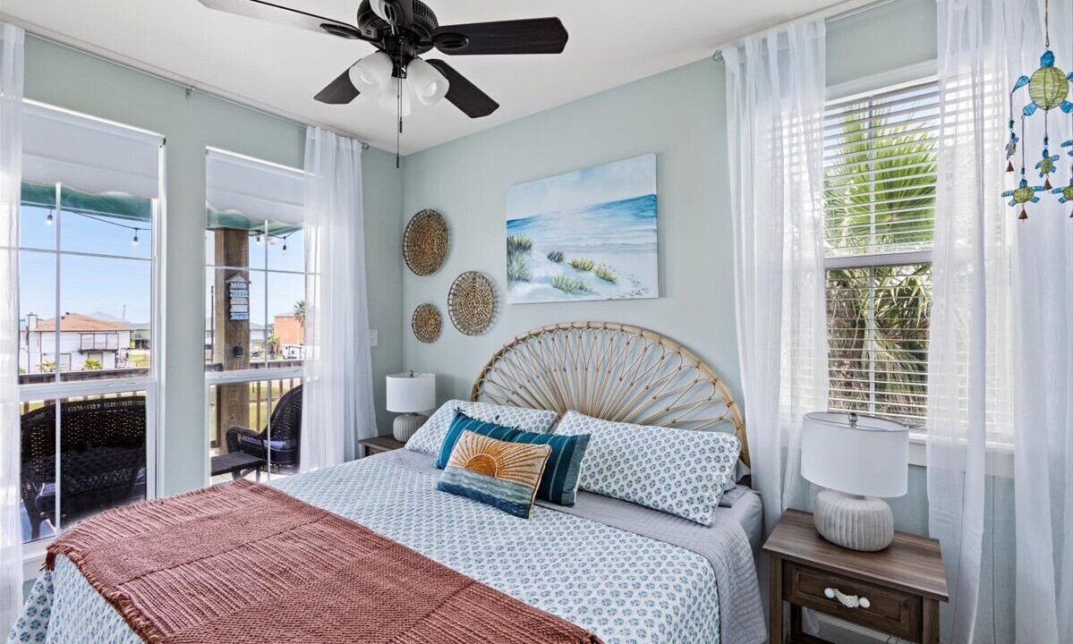 Photo of Bedroom in Surfside Beach