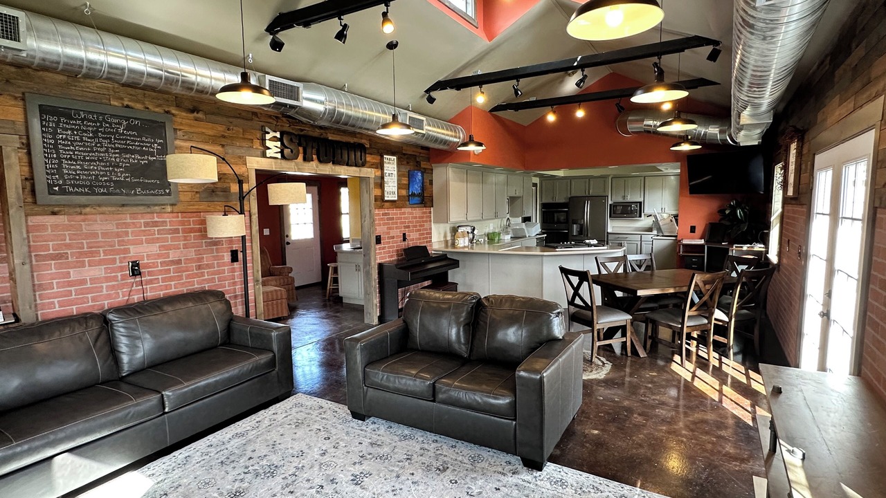Photo of Livingroom in Lovell