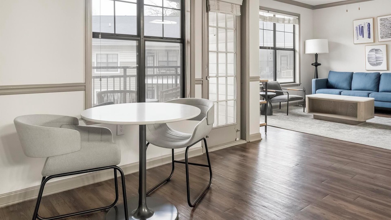 Photo of Livingroom in Piedmont Heights