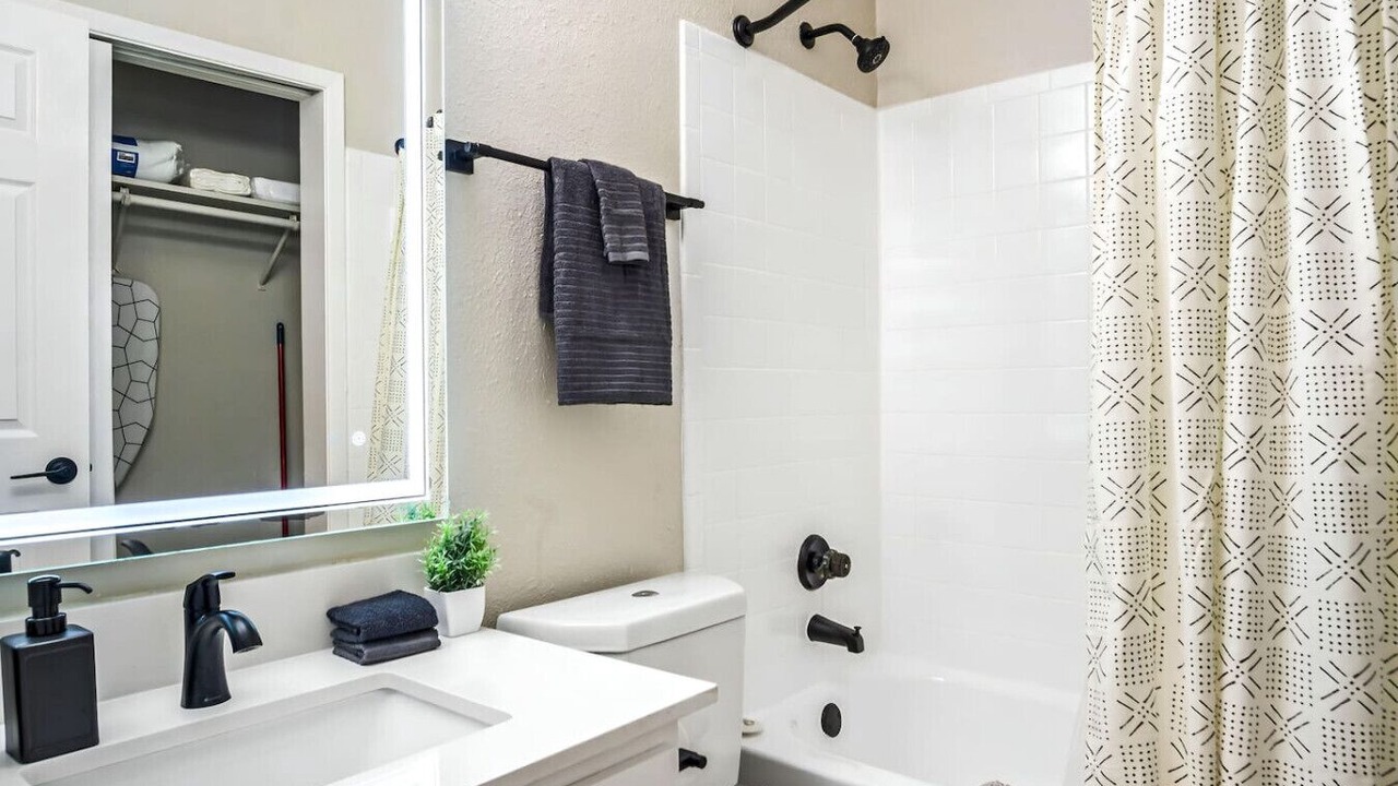 Photo of Bathroom in Brentwood