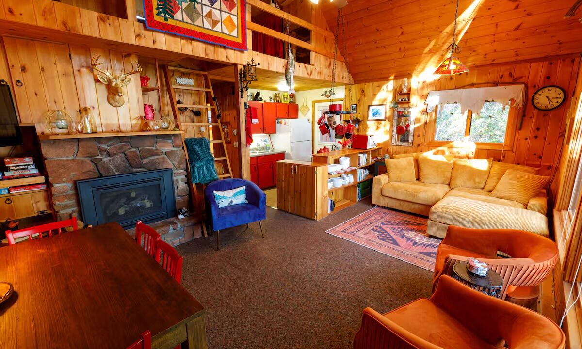 Photo of Livingroom in Grand Marais