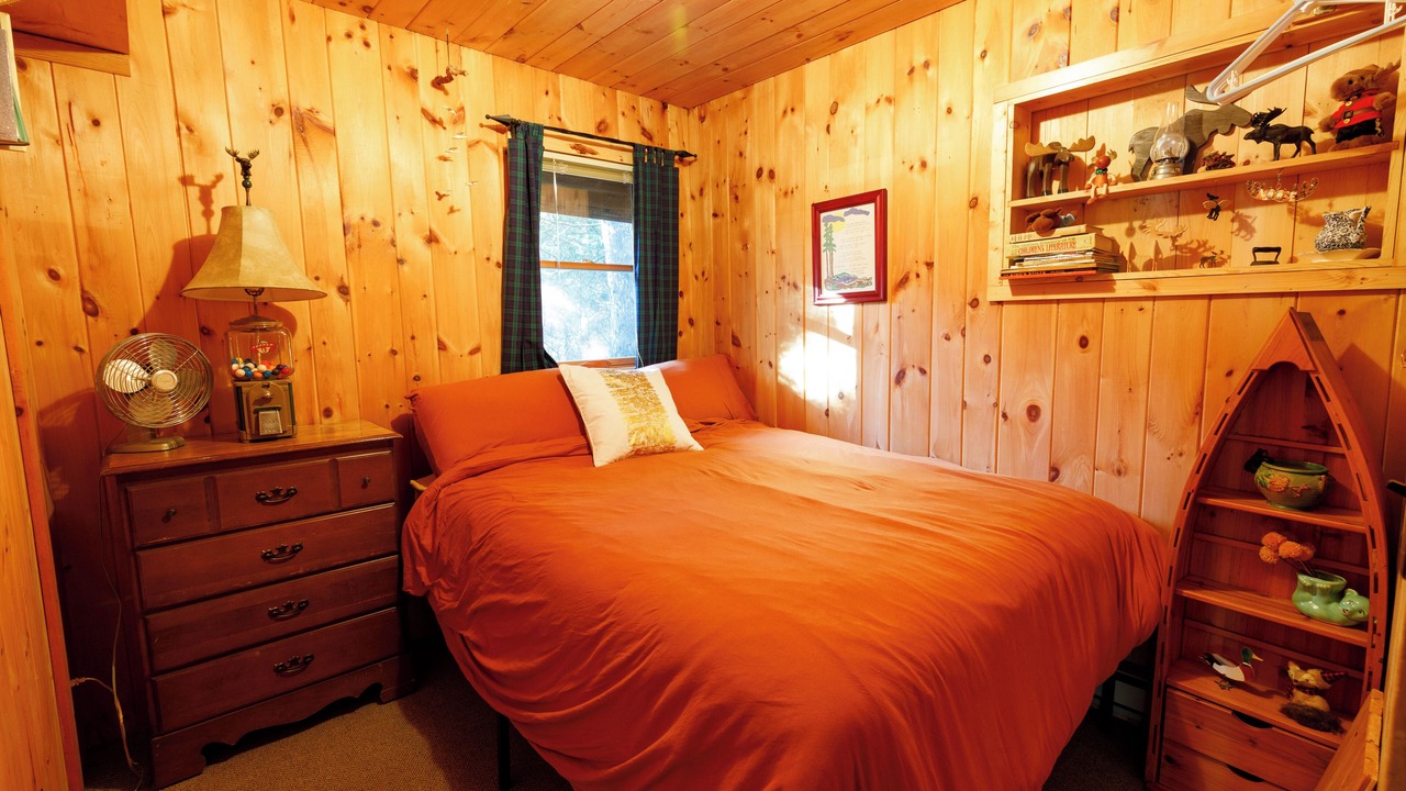 Photo of Bedroom in Grand Marais