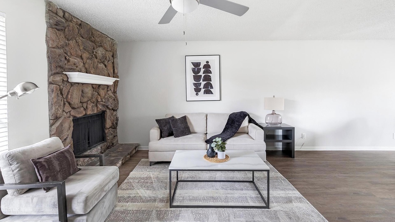 Photo of Livingroom in Denton