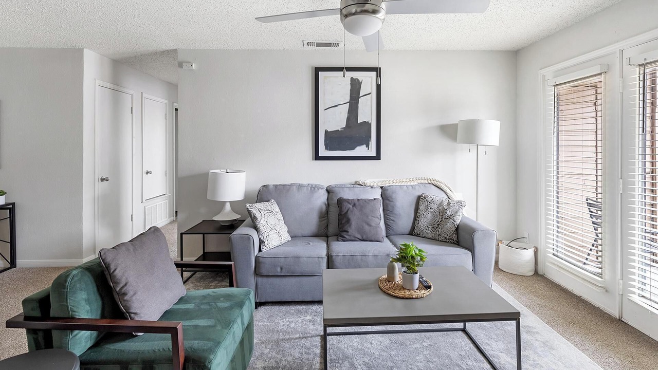 Photo of Livingroom in Denton