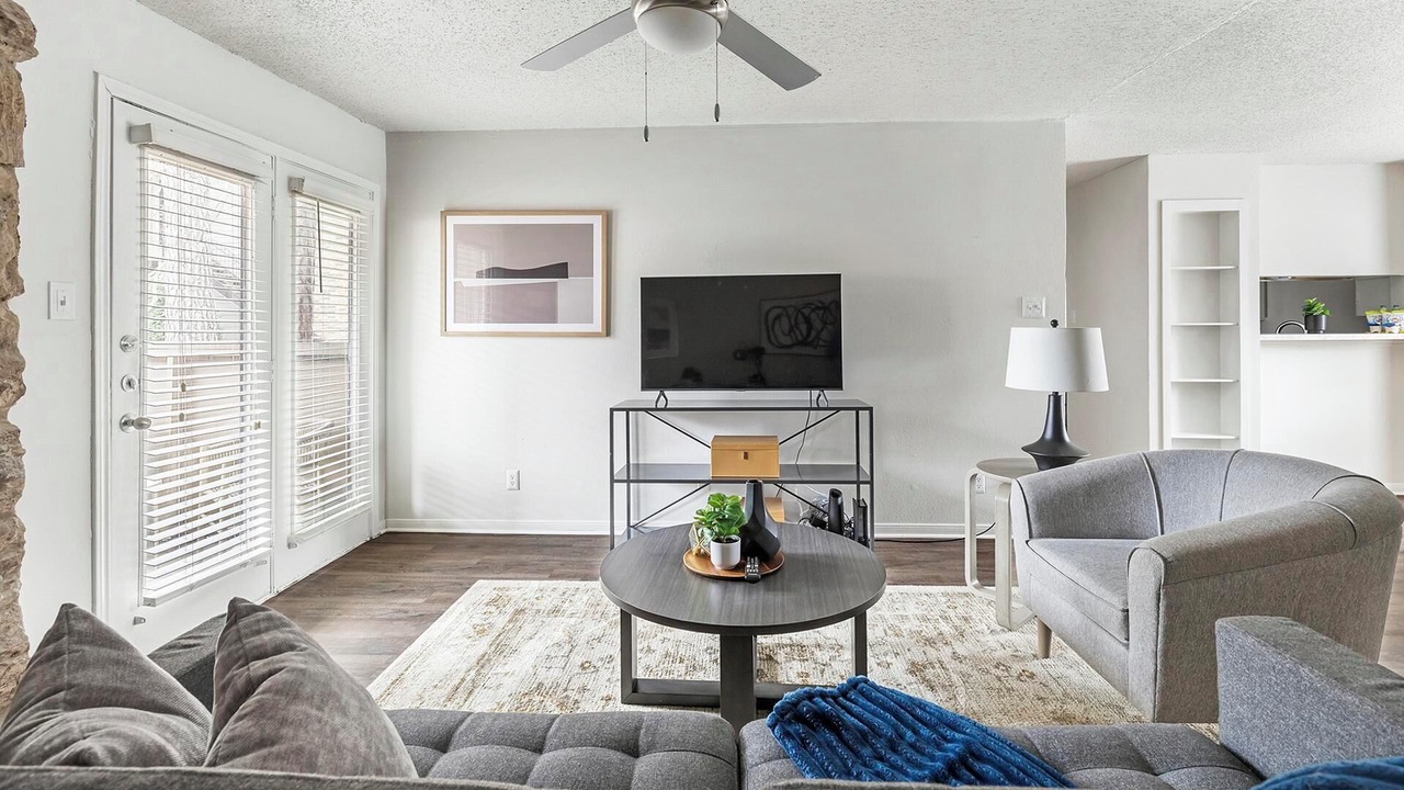 Photo of Livingroom in Denton
