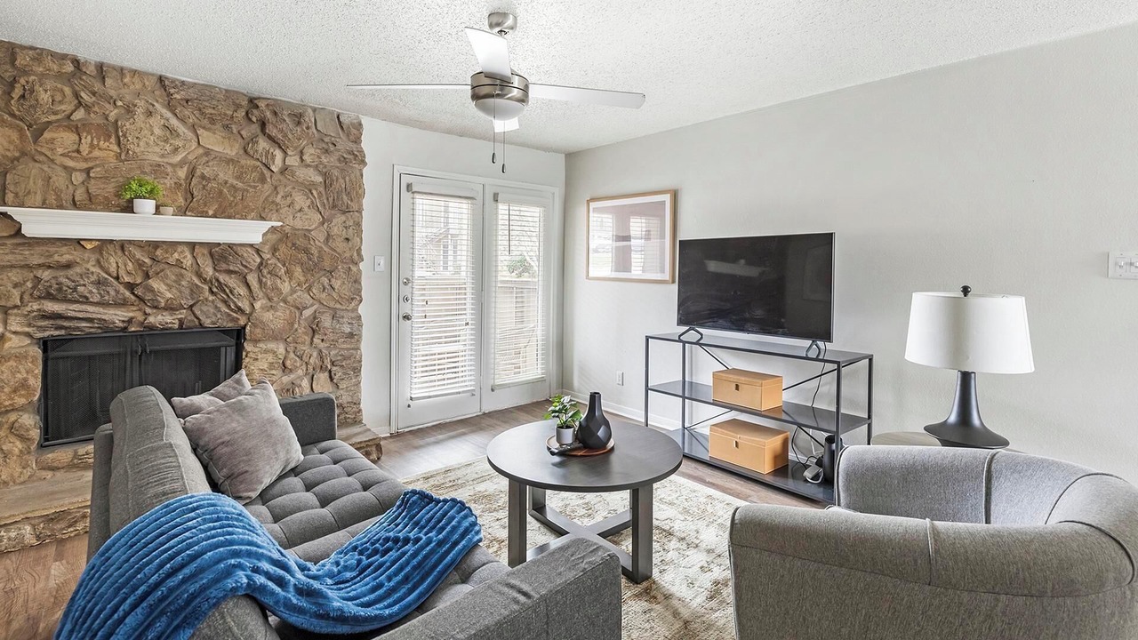 Photo of Livingroom in Denton