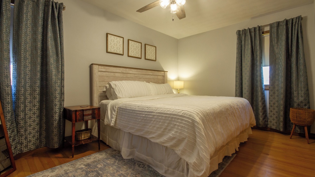 Photo of Bedroom in Dubuque