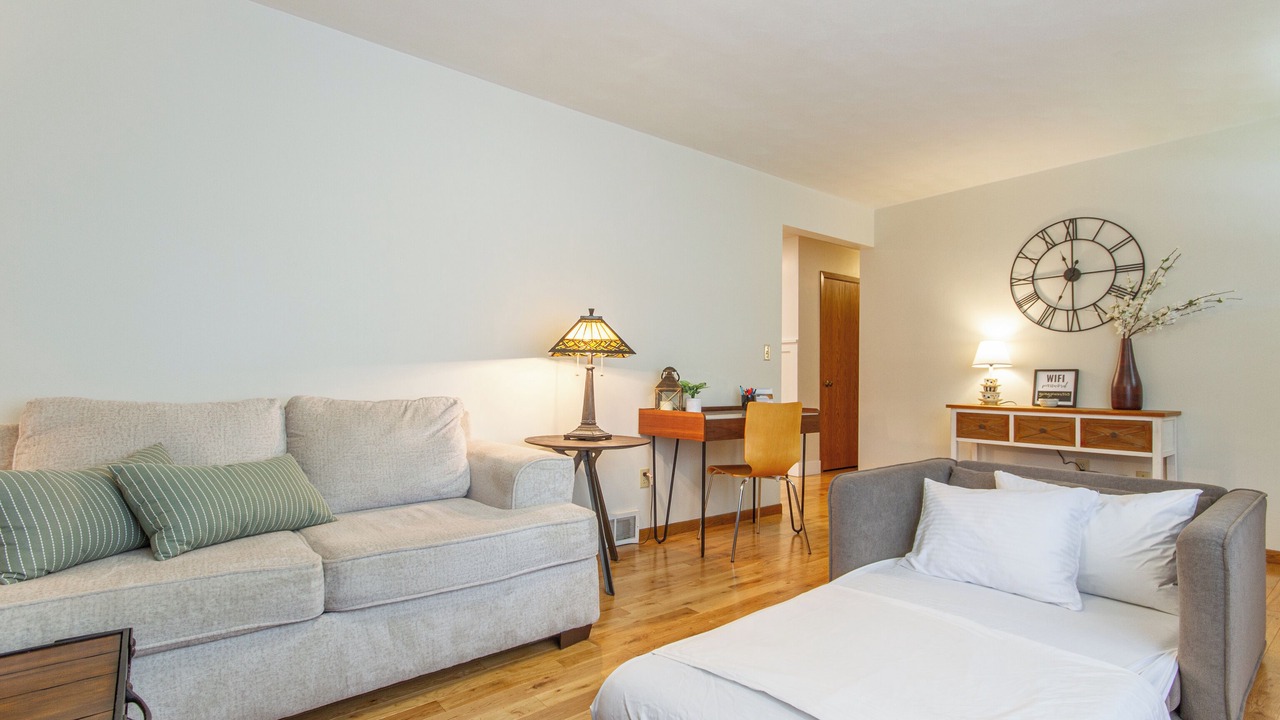 Photo of Bedroom in Dubuque