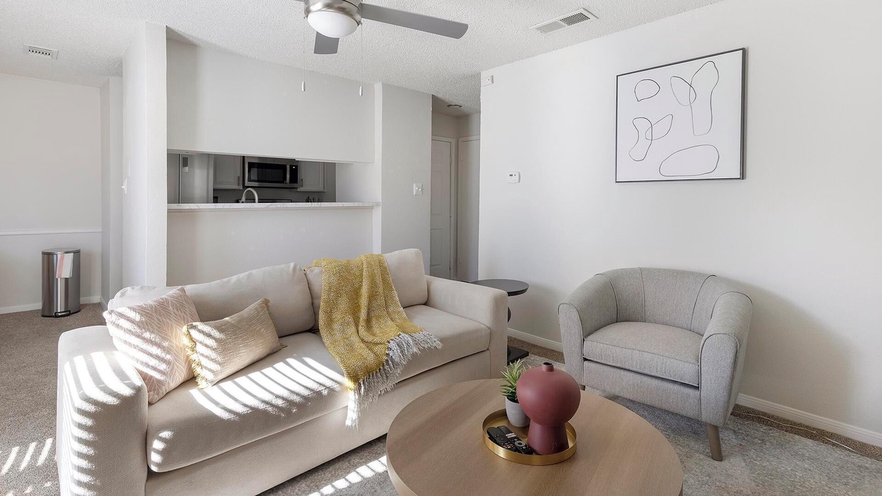 Photo of Livingroom in Denton