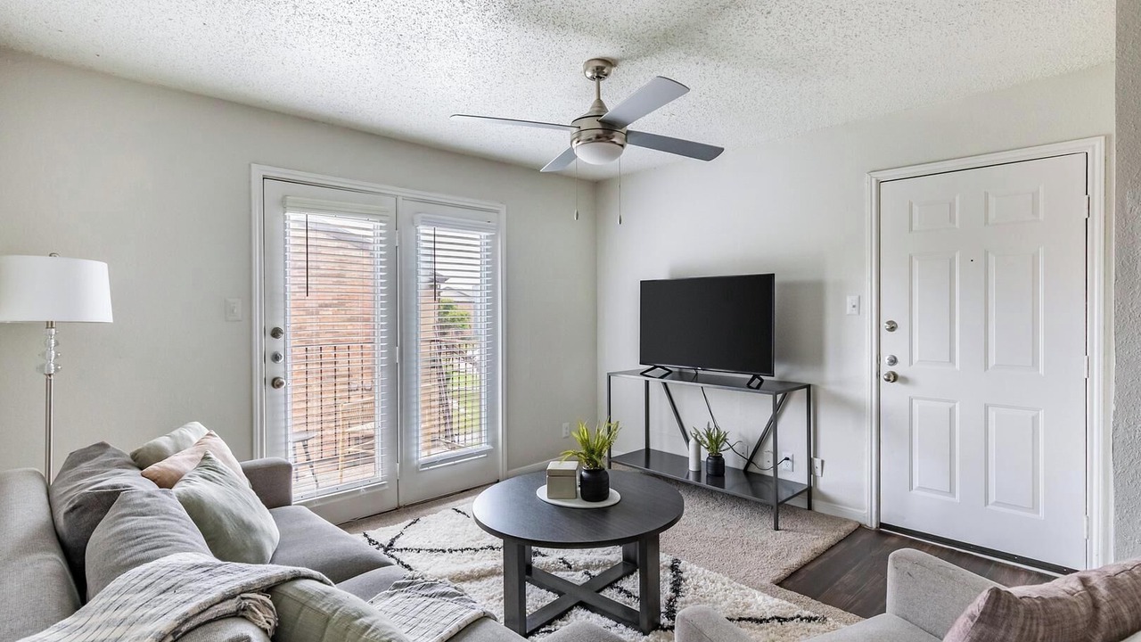 Photo of Livingroom in Denton