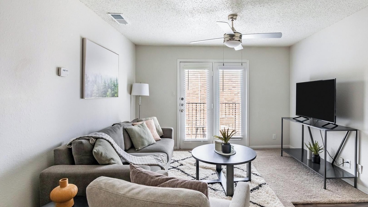 Photo of Livingroom in Denton