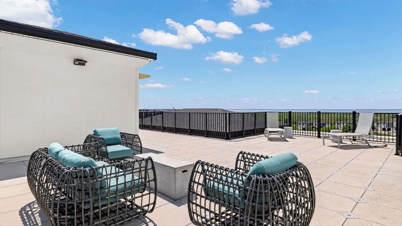 Photo of Patio Balcony in Port Tampa City