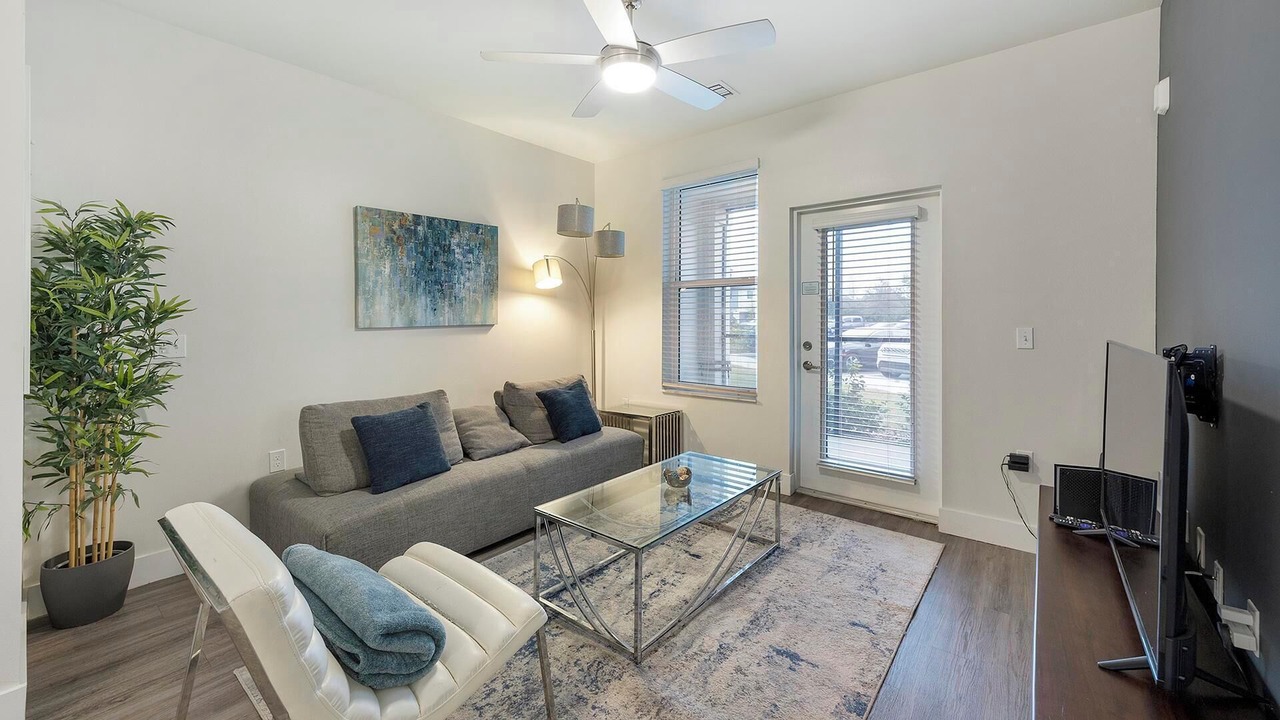 Photo of Livingroom in Port Tampa City