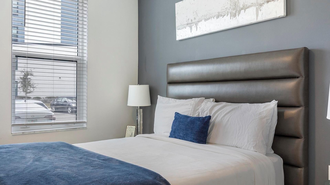Photo of Bedroom in Port Tampa City