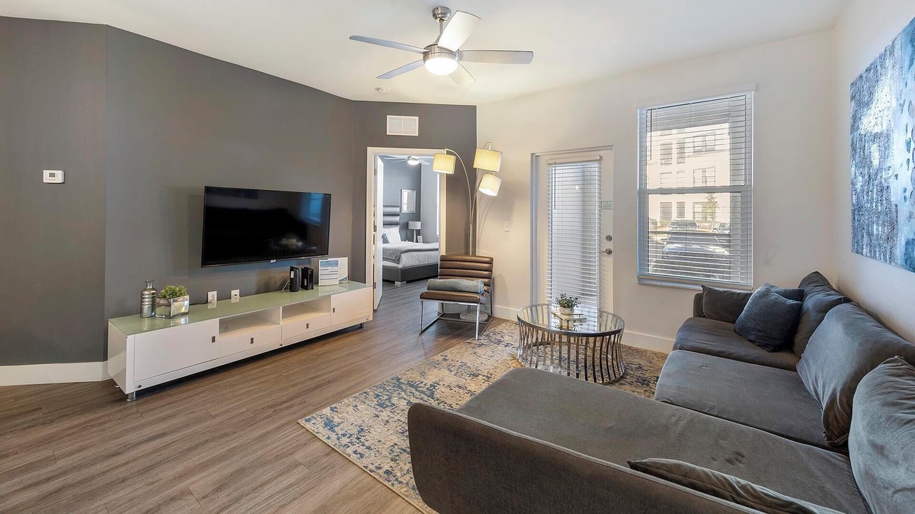Photo of Livingroom in Port Tampa City