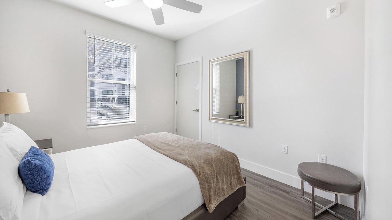 Photo of Bedroom in Port Tampa City