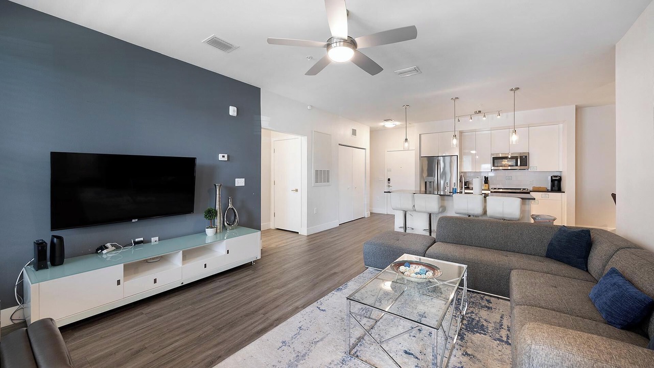 Photo of Livingroom in Port Tampa City