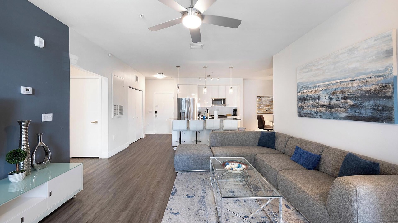 Photo of Livingroom in Port Tampa City